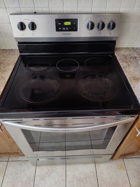 Frigidaire Stove