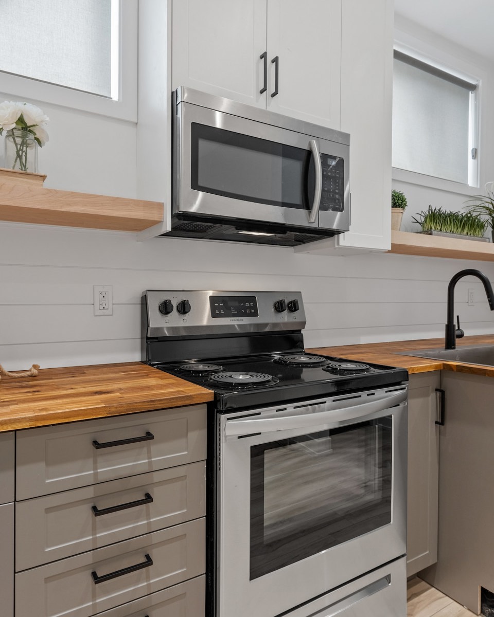Microwave Repair Service