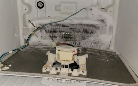 The Importance of a Nearby Refrigerator Repair Service.