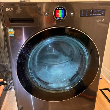 LG washer digital control panel running a diagnostic test — Ottawa appliance repair
